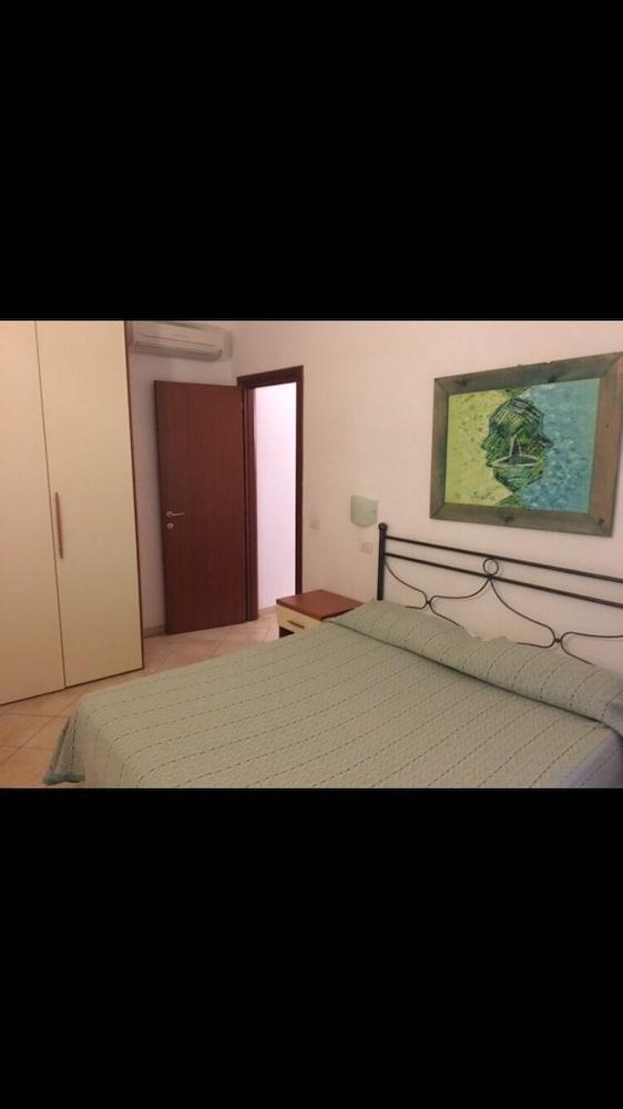 Aparthotel Candida *